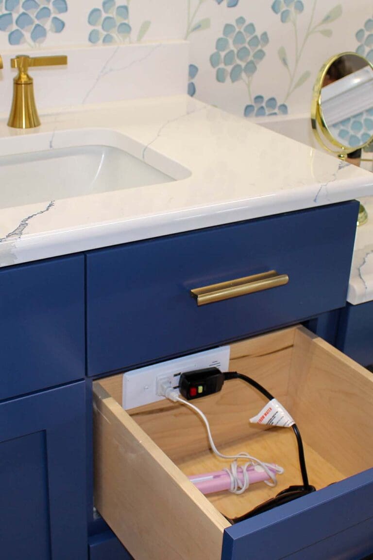 Docking Drawer