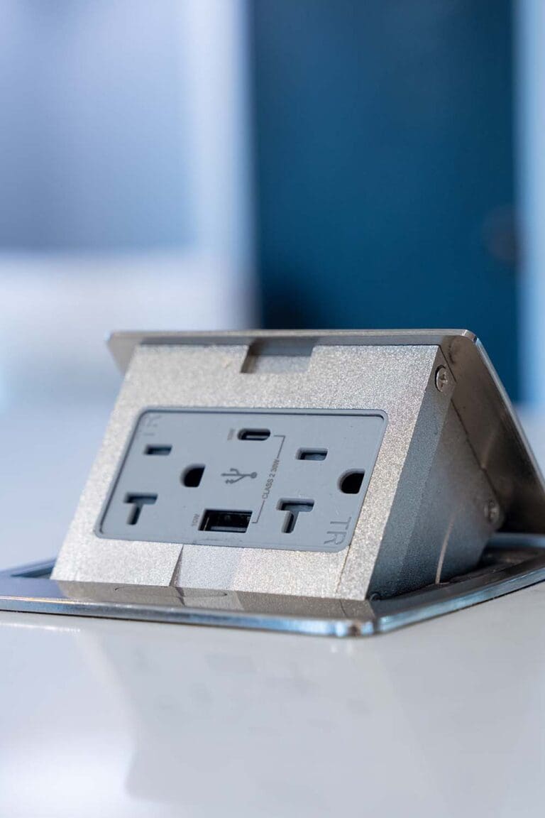 Pop Up Outlet