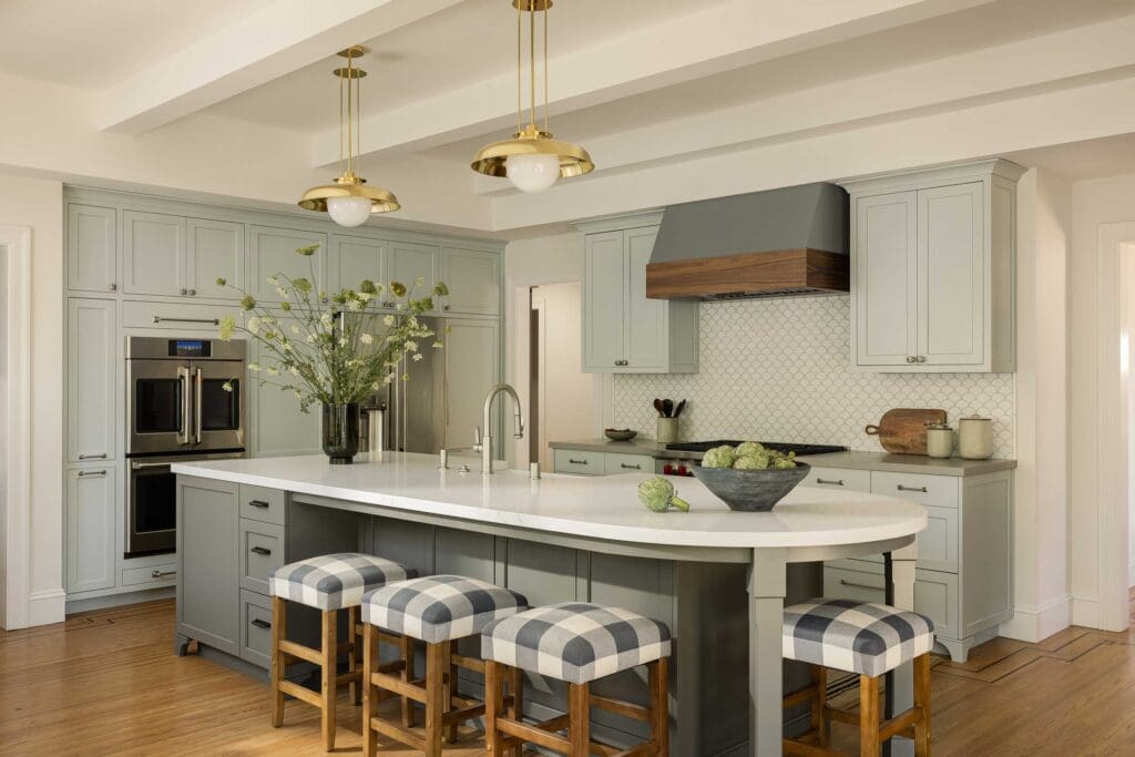 RamonaTan_SuperiorSt_3686A-Full Kitchen_resized_v2