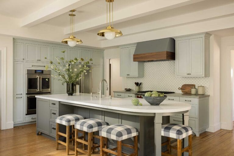 RamonaTan_SuperiorSt_3686A-Full Kitchen_resized_v2