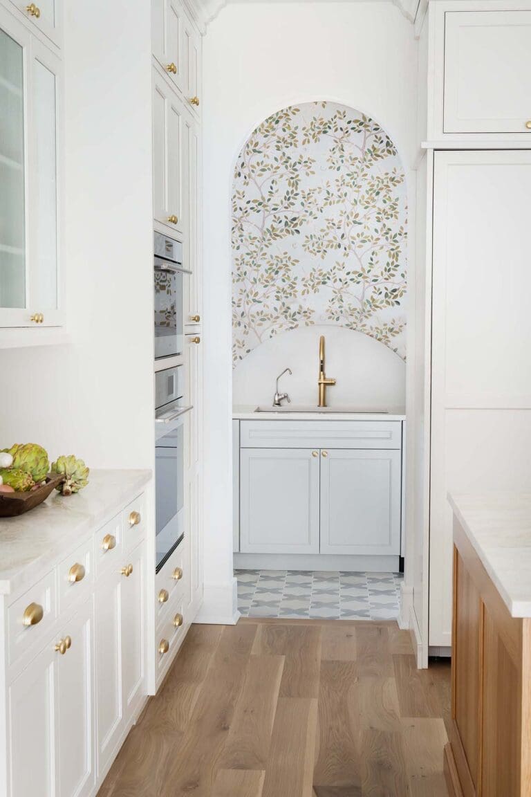 Short-Hills-Pantry