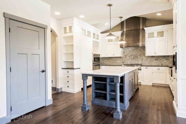 luxury-kitchen-cabinets-mohnton-pennsylvania-L103427-2-1